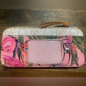 Consuela card wallet- in good condition- see pics